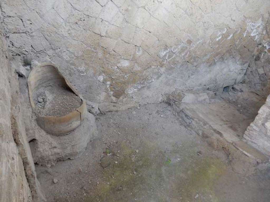 VI.29, Herculaneum. May 2018. Room 1, looking towards south wall of kitchen, with latrine, on right. Photo courtesy of Buzz Ferebee.